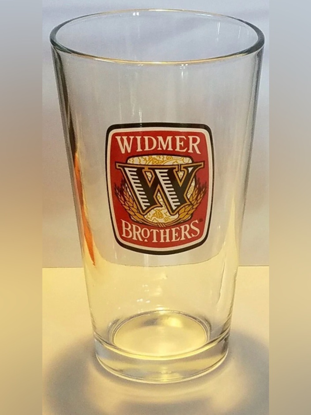 Widmer Brothers Hops Hoops 1 Pint Glass Beer Red Green Logo 16 Oz 5 7/8 In Tall